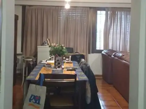 Casa 4 ambientes con 4 baños