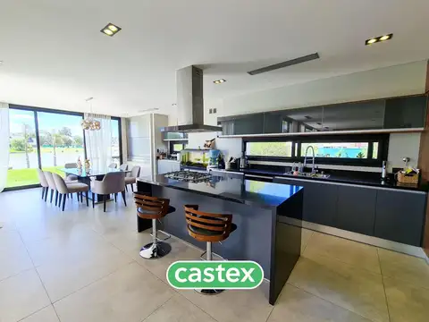 Casa en Venta de 3 dormitorios