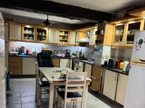 IMPERDIBLE CASA CON PILETA CLIMATIZADA Y COCHERA - SANTA RITA