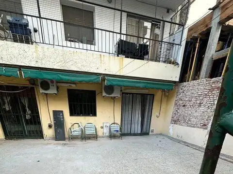 Depto Tipo Casa en Venta de 5 ambientes
