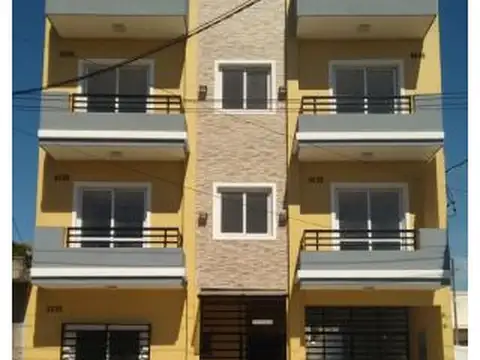 Departamento - Isidro Casanova
