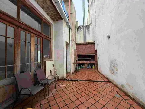 Depto Tipo Casa en Venta 82 años