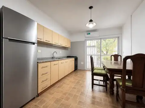 Av Brasil 2600, Piso 1