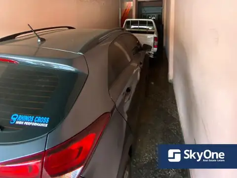 Casa 8 ambientes con 10 baños