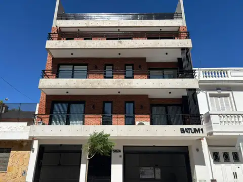Departamento de 3 ambientes con cochera en Villa Luro