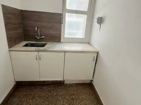 Departamento en Alquiler en Monserrat, $ 630.000