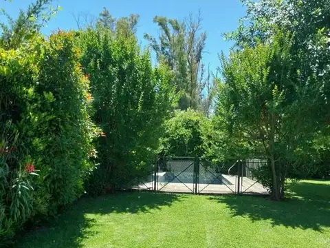 Casa  en Alquiler en Las Condes, Pilar, G.B.A. Zona Norte