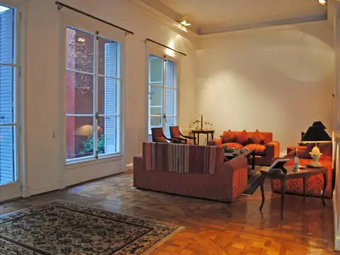 Departamento en Venta 90 años