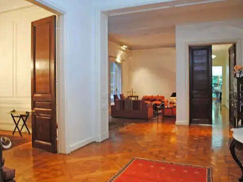 Departamento 6 ambientes con 2 baños