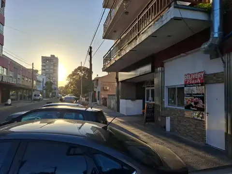 Local en Alquiler en Santa Teresita, $ 1.900.000