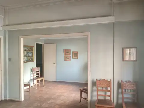 Depto Tipo Casa en Venta 64 años