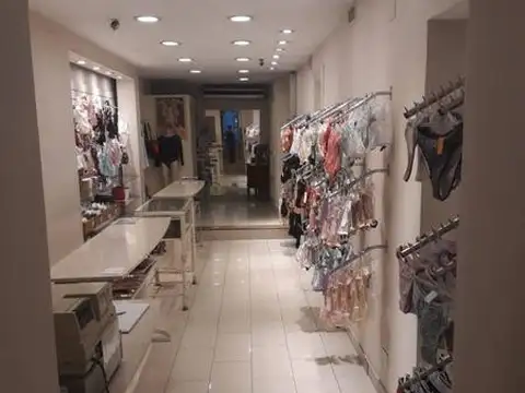 Local en Venta en Barrio Norte, USD 480.000