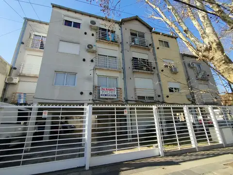 Hermoso departamento de 2 ambientes con cochera