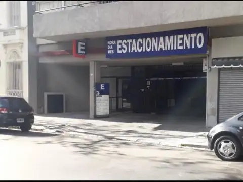 Cochera en Venta Fija
