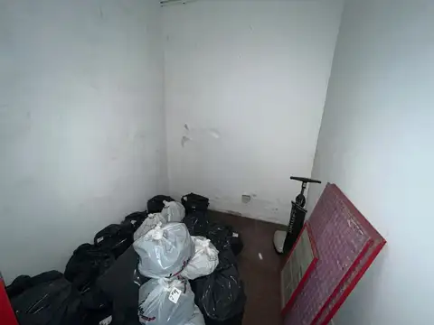 Galpon en Venta en Monte Castro, USD 280.000
