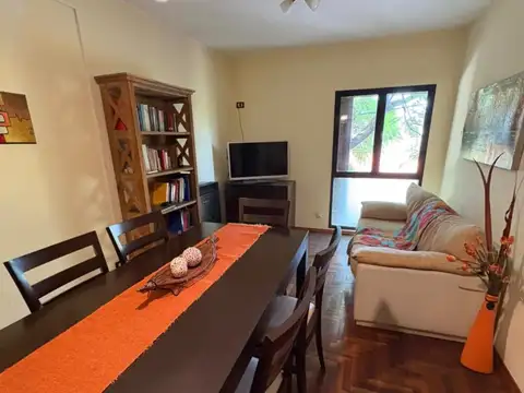 Departamento de 2 dormitorios amoblado en Bº Obrero