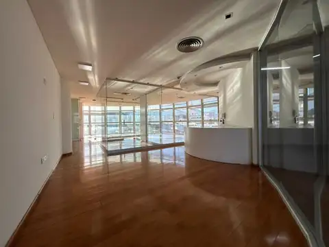 Microcentro. Edificio Mirador del Tineo. Balcarce 100