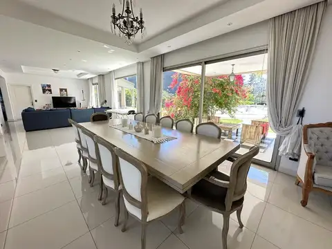 Casa en Alquiler en San Vicente, USD 2.500