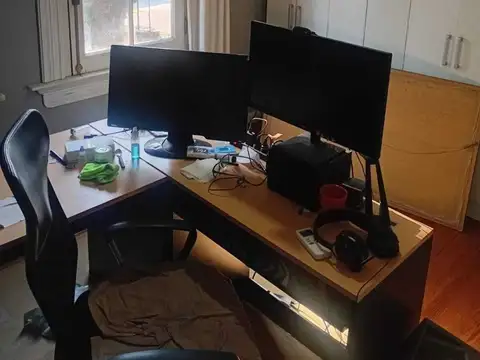 Casa 4 ambientes con 2 baños