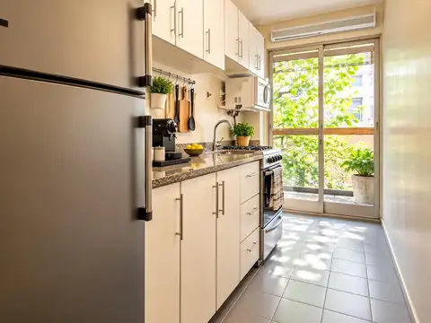 Excelente 3 ambientes en  Recoleta con balcón