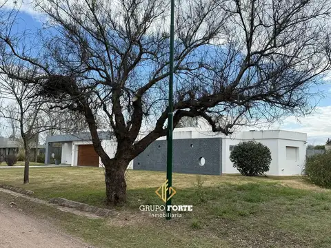 Terreno en Venta 40  mts Frente