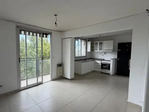 Departamento 3 ambientes con 1 baño