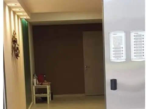 Departamento de un dormitorio a metros del Parque Alem y del Portal Rosario