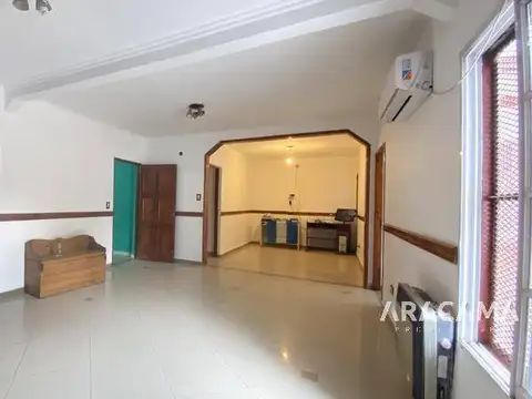 Casa en Venta - Luis Guillon