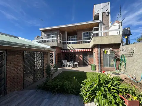 Casa en Venta en Guillermo E Hudson, USD 245.000