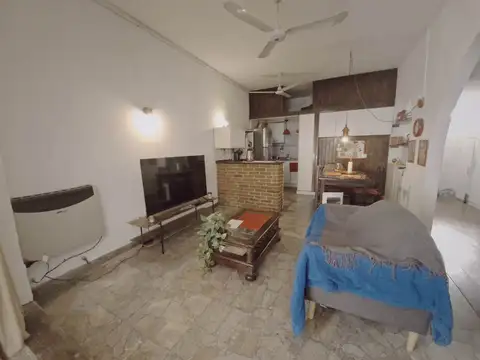 Casa en Venta en Los Robles del Monarca, USD 130.000