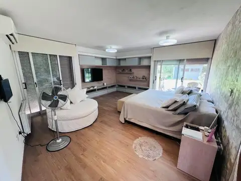 Casa 5 ambientes con 5 baños