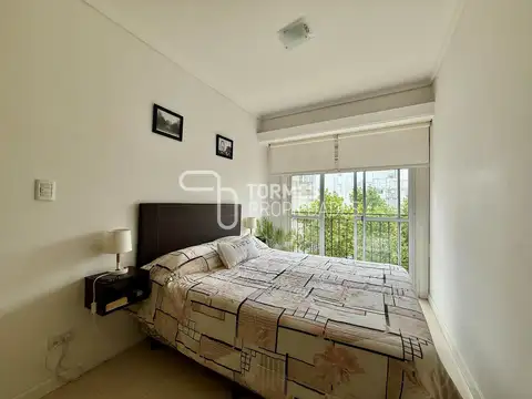RESERVADO Departamento 1 ambiente con balcón saliente a la calle en zona Paseo Aldrey Mar del Plata