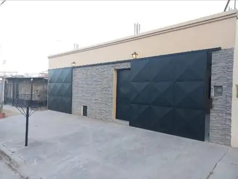 Exc casa 2 dor Alq gge/jardin exc zona B° El Huaico