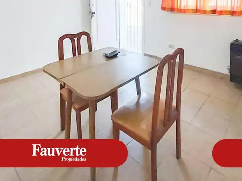 Depto Tipo Casa en Venta de 3 ambientes