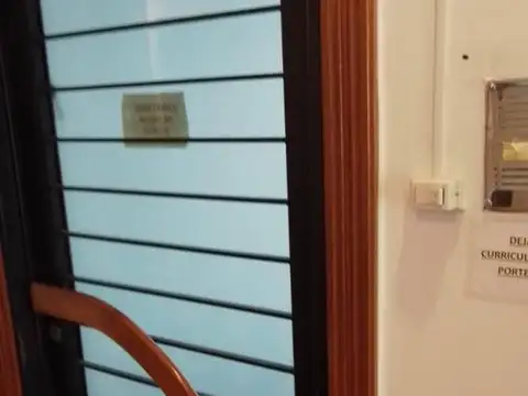 Oficina 3 ambientes con 2 baños