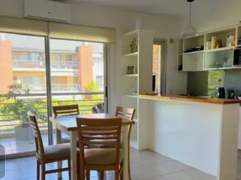 ALQUILER DE DEPTO. DE 2 AMB. CON, BCON.  AL FRTE.  , COCHERA, PILETA  Y SIN EXPENSAS EN NORDELTA