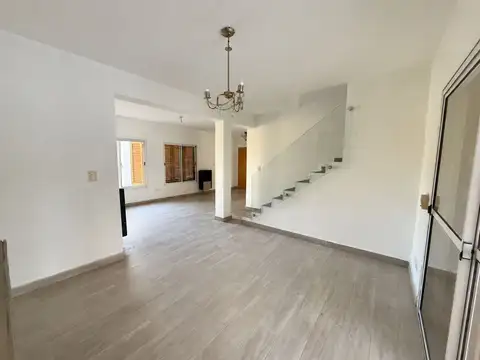 Casa 5 Amb c/piscina. La Martona