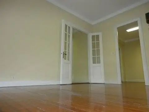 José Andrés Pacheco De Melo 1800, Piso 4