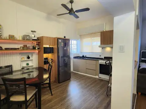 Depto Tipo Casa en Venta 60 años