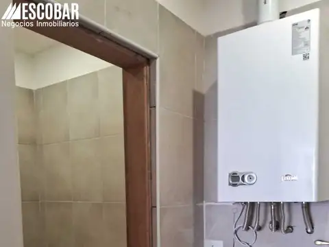 Hermosa oficina de 55 m2 sobre calle Salta