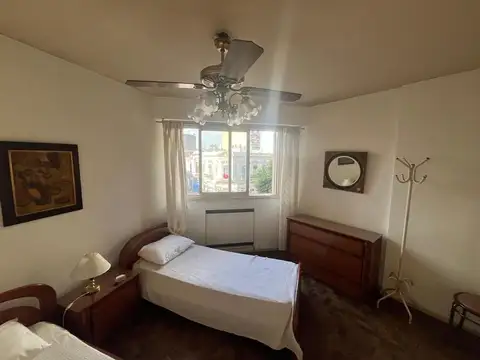 EXCELENTE DEPARTAMENTO 3 AMBIENTES CON DEPENDENCIA AL FRENTE