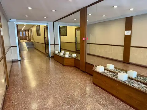 OFICINA  CENTRICA LUMINOSA Y CONFORTABLE