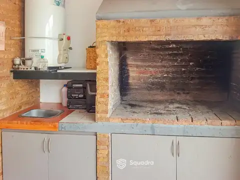 Casa 6 ambientes con 1 baño