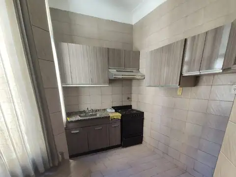 EXCELENTE Y AMPLIO 3 AMBIENTES - EXPENSAS BAJAS