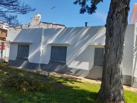 Hipólito Yrigoyen 300