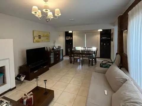 Casa en Venta en Villa Nueva de Guaymallen, USD 250.000