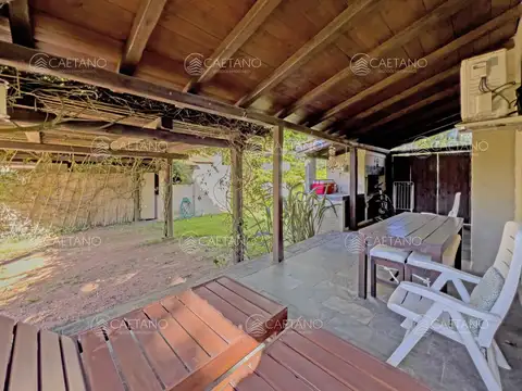 Casa 3 ambientes con 2 baños