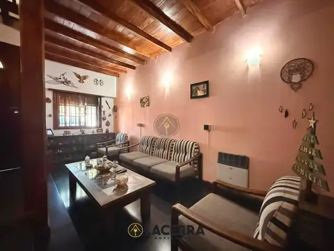PH TIPO CASA 4 AMBIENTES EXCELENTE ESTADO