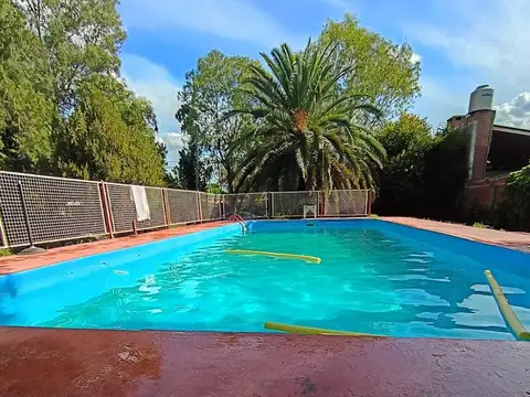 VENTA CASA 3AMB PARQUE PILETA EN VIRREY DEL PINO