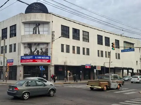 Excelente Depósito en Alquiler de 5100 m2 - La Tablada